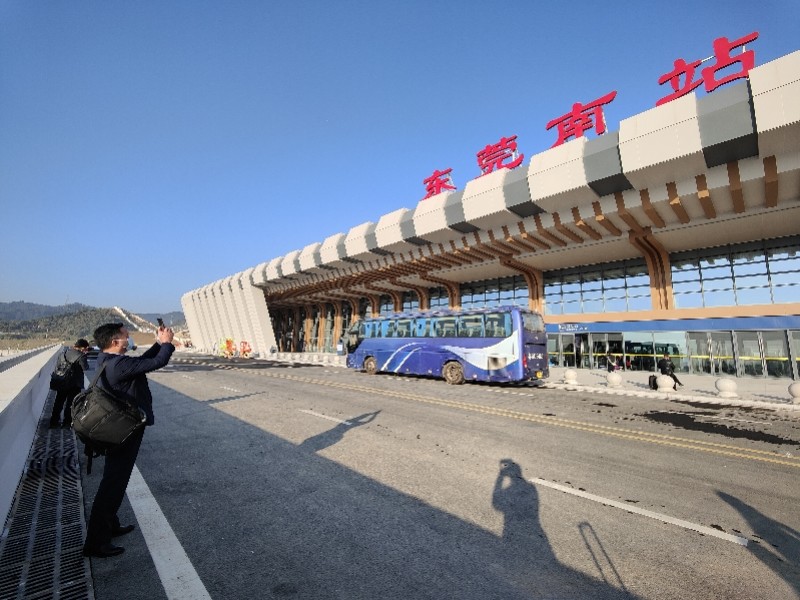 深圳福田口岸深圳站包车接送